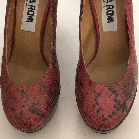 🎃 Red leather high heels Italian shoes python print Fall size 37 - Picture 2 of 4